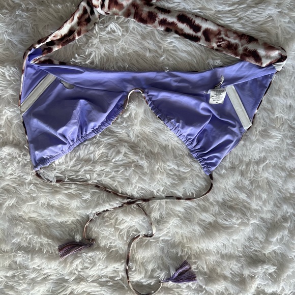 Becca Bikini - Picture 4 of 6